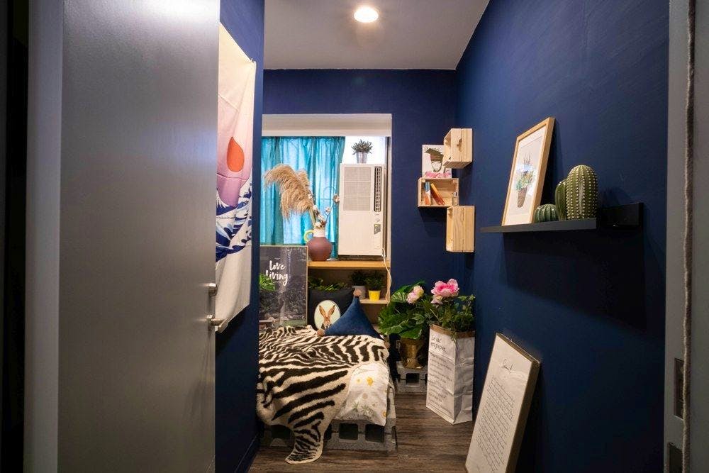 Room C - Single Room - Trendy Urban Style Apt. w/ Workspace - Gallery - 10