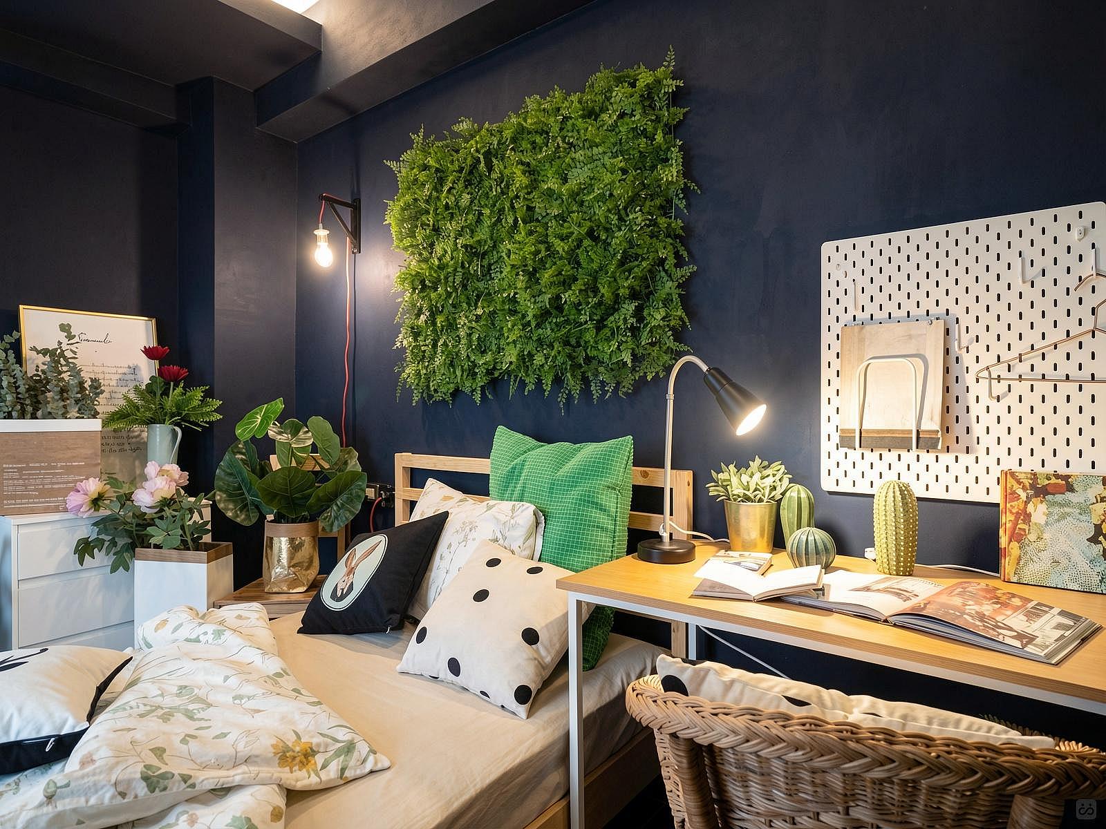 Room F - Deluxe Single Room - Trendy Urban Style Apt. w/ Workspace - Gallery - 22