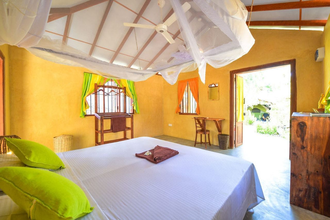 Private Garden View Bungalow W/ AC + Full Board - Rural Airy w/ Coworking + Pool House - Gallery - 4