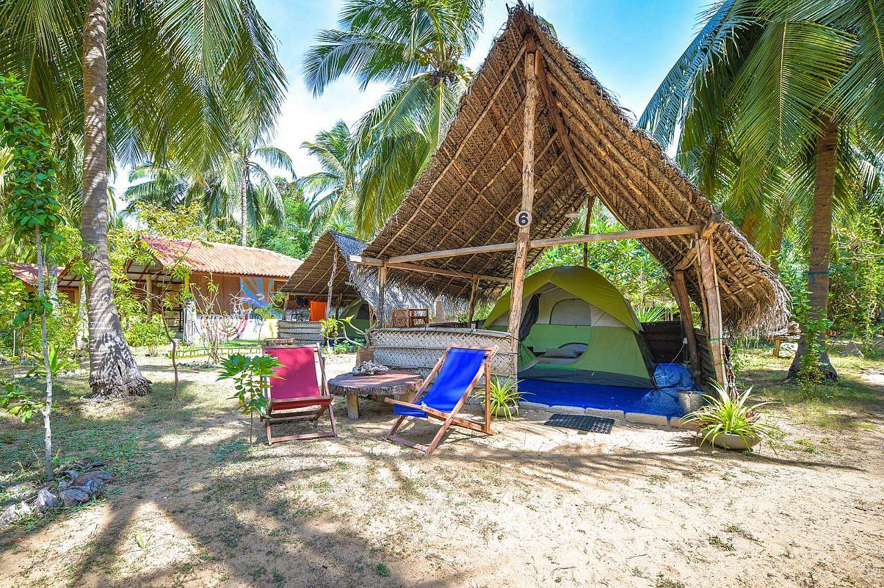 Deluxe Tent Full Board - Rural Airy w/ Coworking + Pool House - Gallery - 6