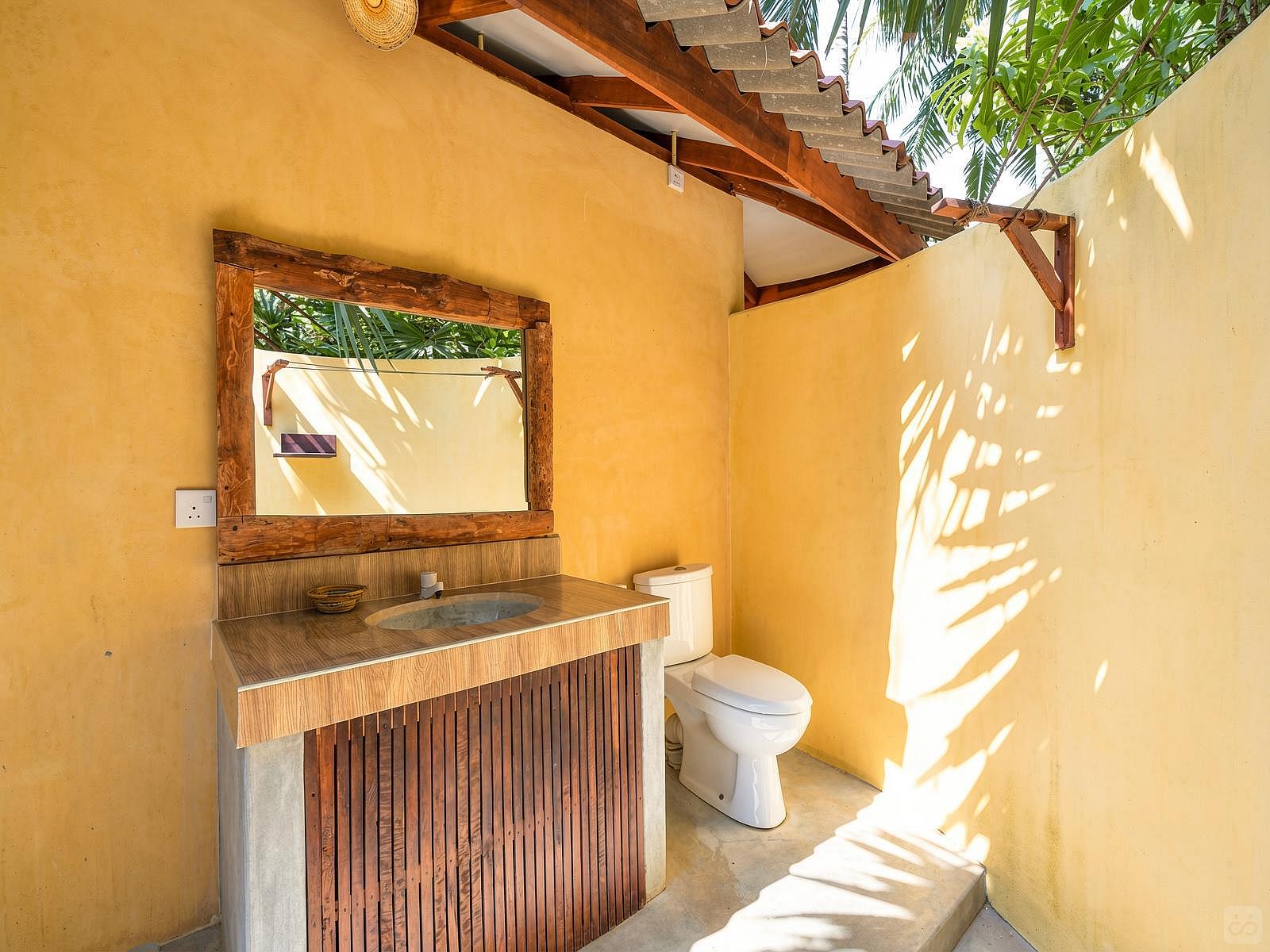 Private Garden Bungalow With AC - Rural Airy w/ Coworking + Pool House - Gallery - 5