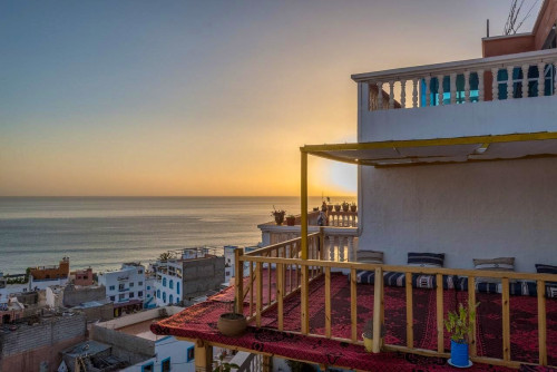 Traditional Turkish Beach Villa w/ Workspace + Terrace Overlooking The Sea