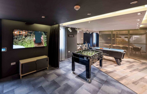 ذا كينج فيشر