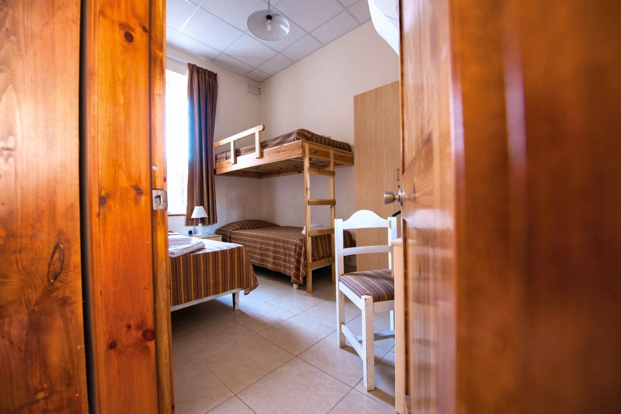 Standard Single Room - 6