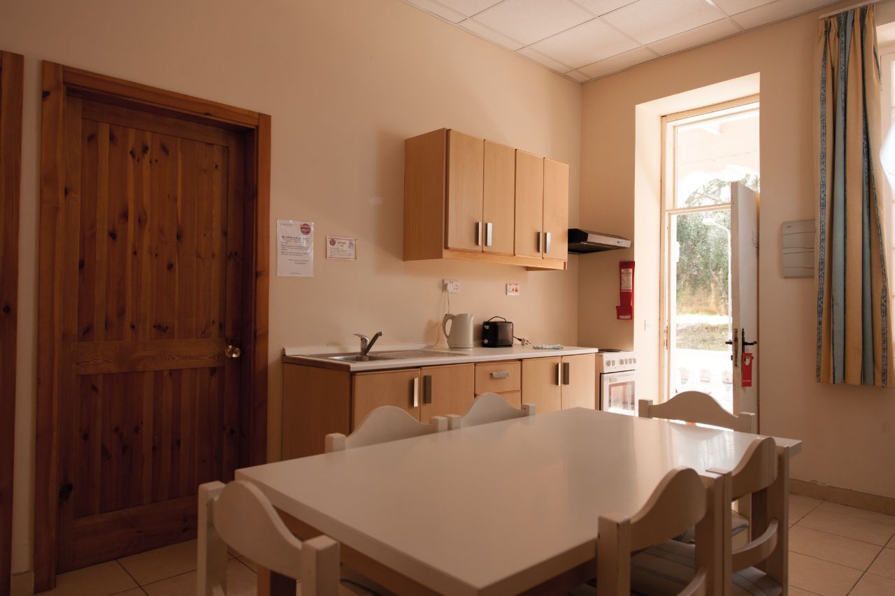 Standard Single Room - 7