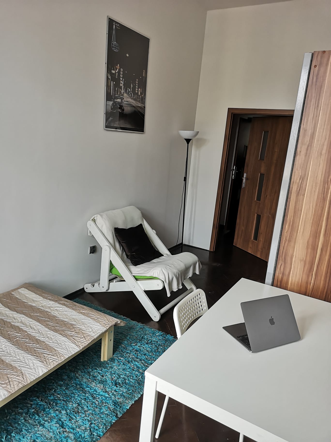 Single Room In 2 Bedroom Apartment - 8