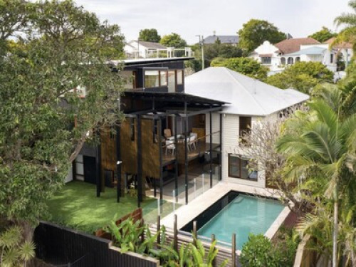 Home in nice suburb, close to city.