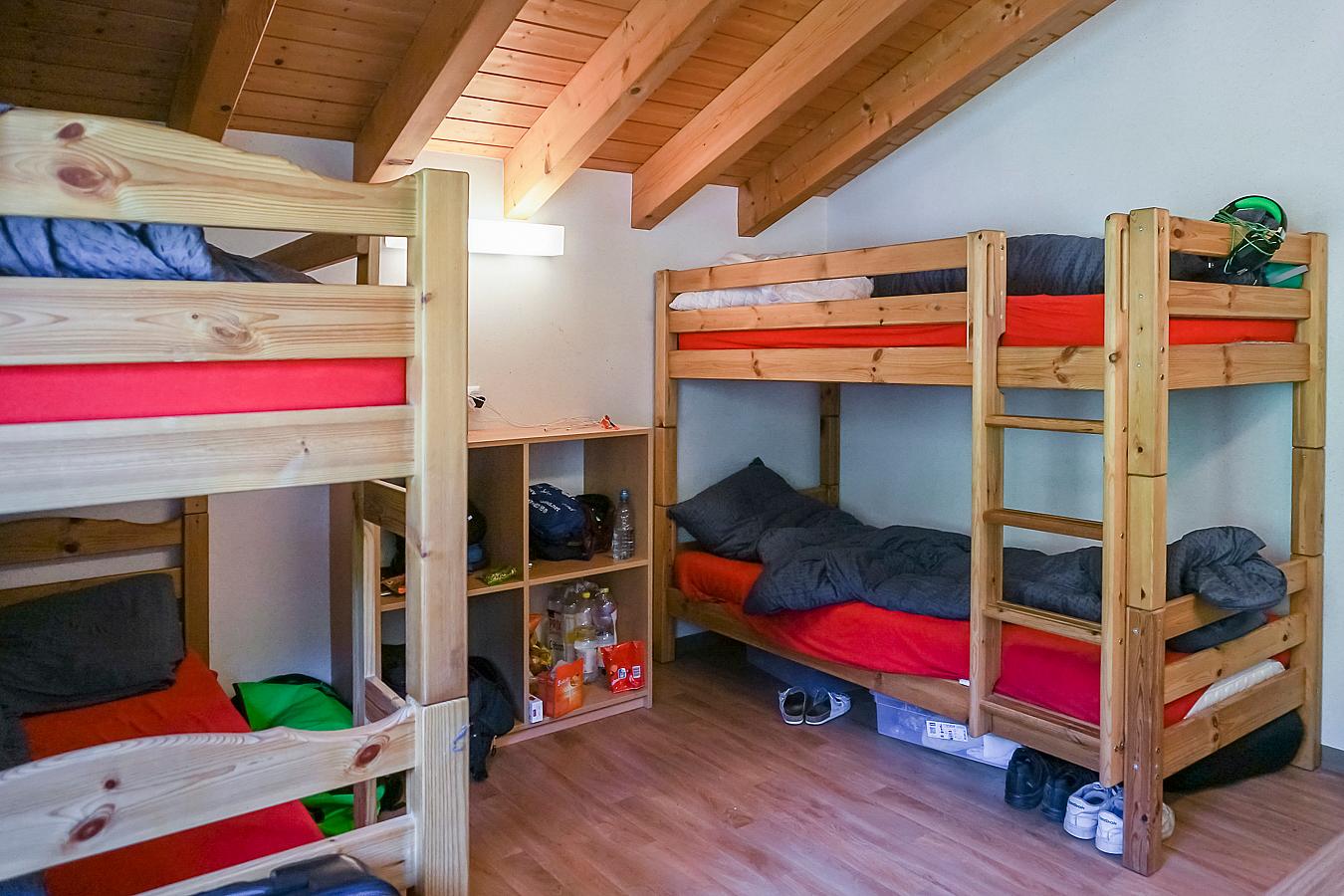  Bed In A 6-Bed Gender Separated Room  -  Cozy Chalet Overlooking the Alps w/ Garden + Coworking  - Gallery -  13