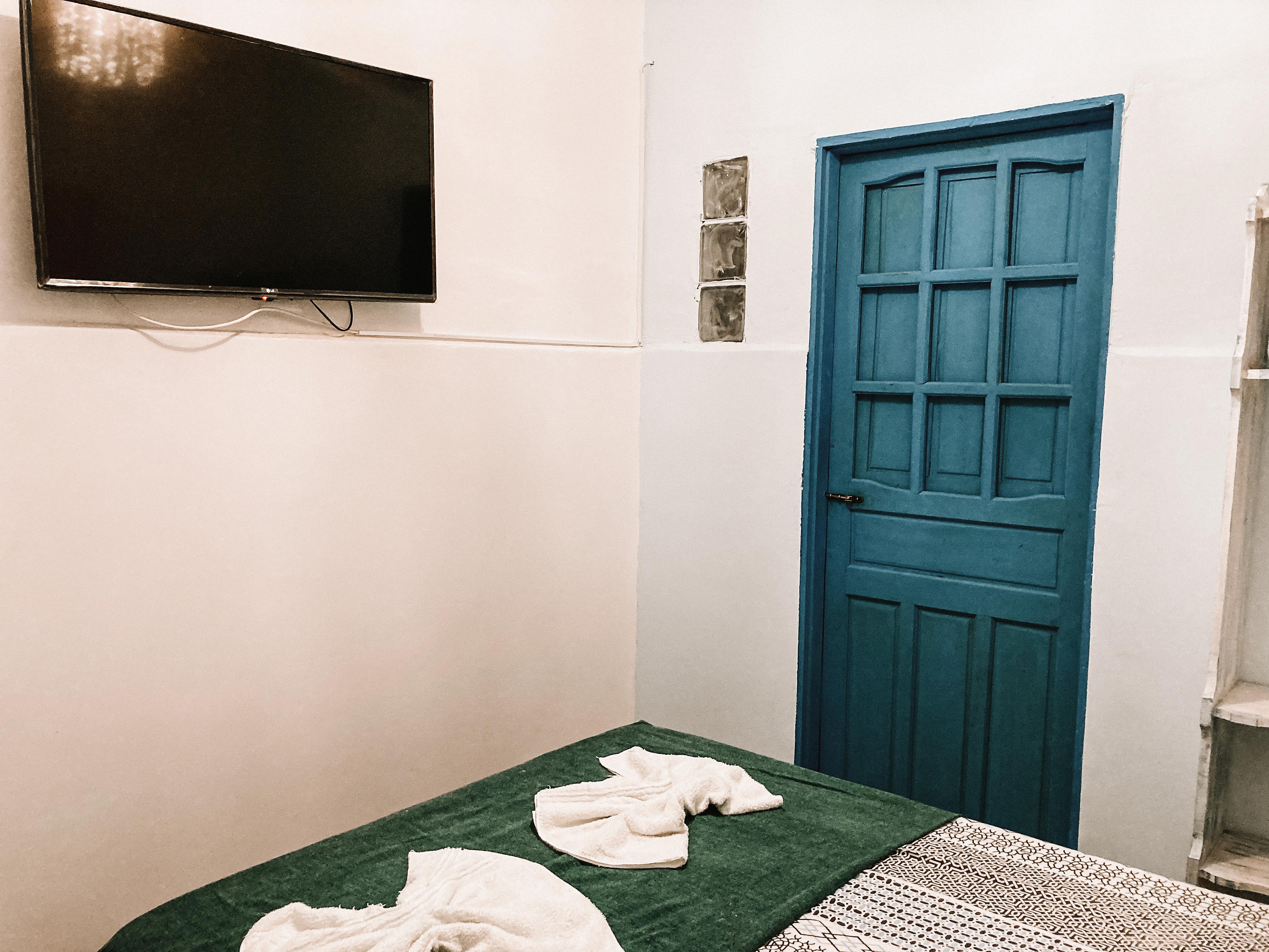  Private Double Room  -  Tropical Style Coliving Complex w/ Coworking + Bar  - Gallery -  35