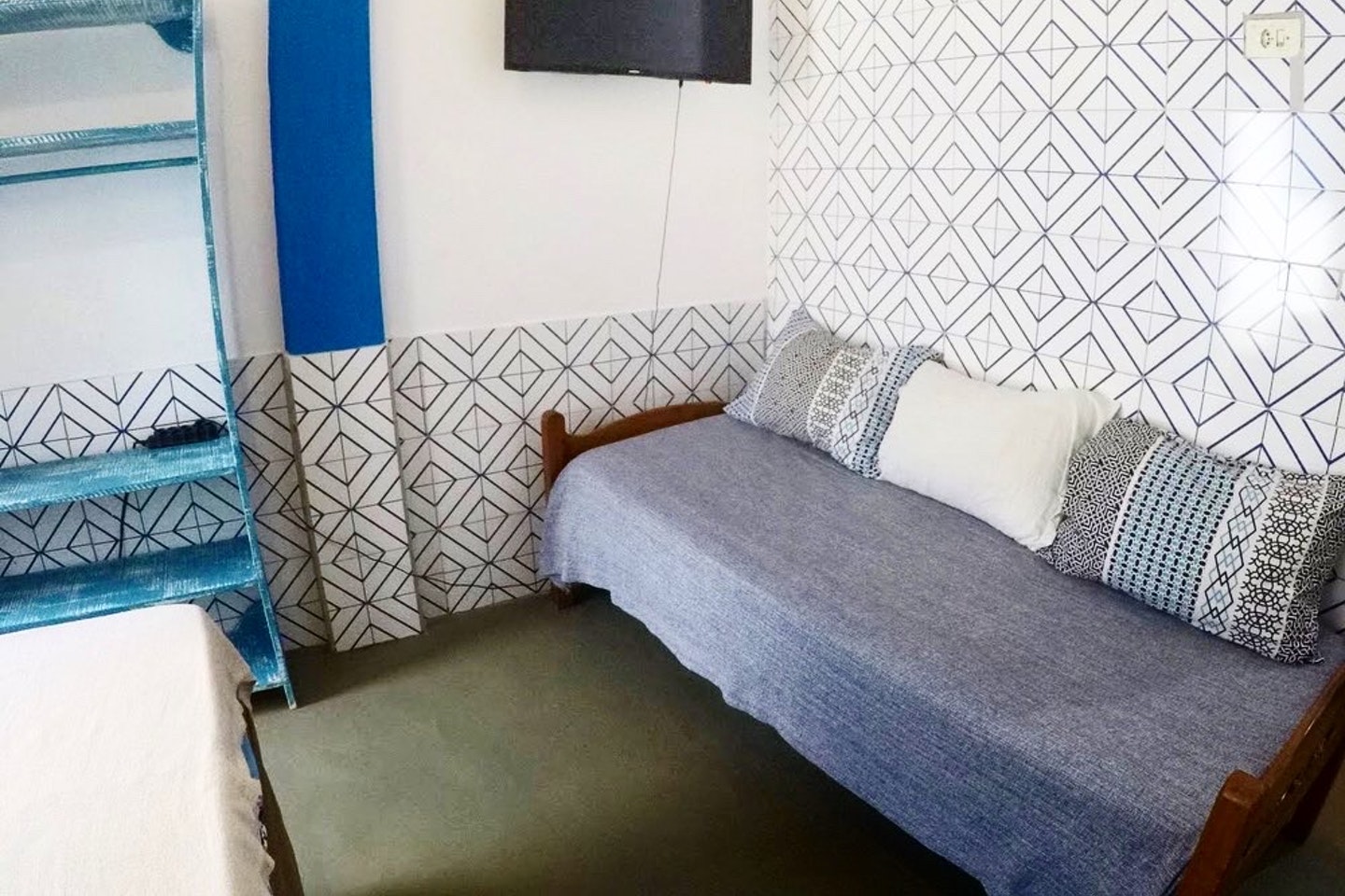  Private Triple Room  -  Tropical Style Coliving Complex w/ Coworking + Bar  - Gallery -  2