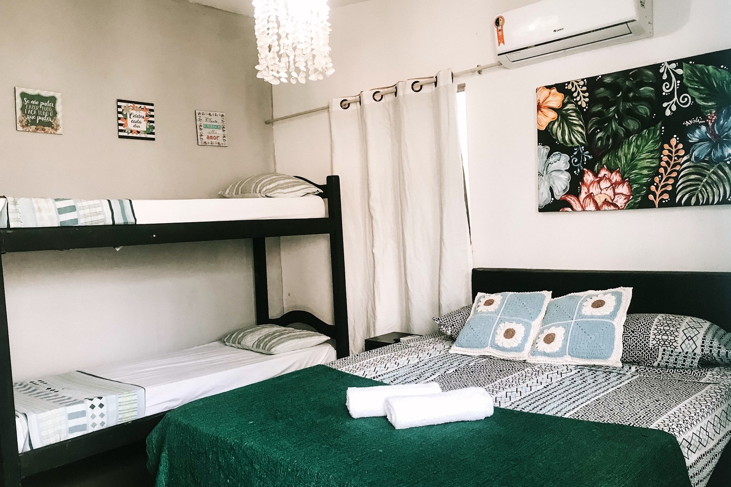  Private Quadruple Room  -  Tropical Style Coliving Complex w/ Coworking + Bar  - Gallery -  5