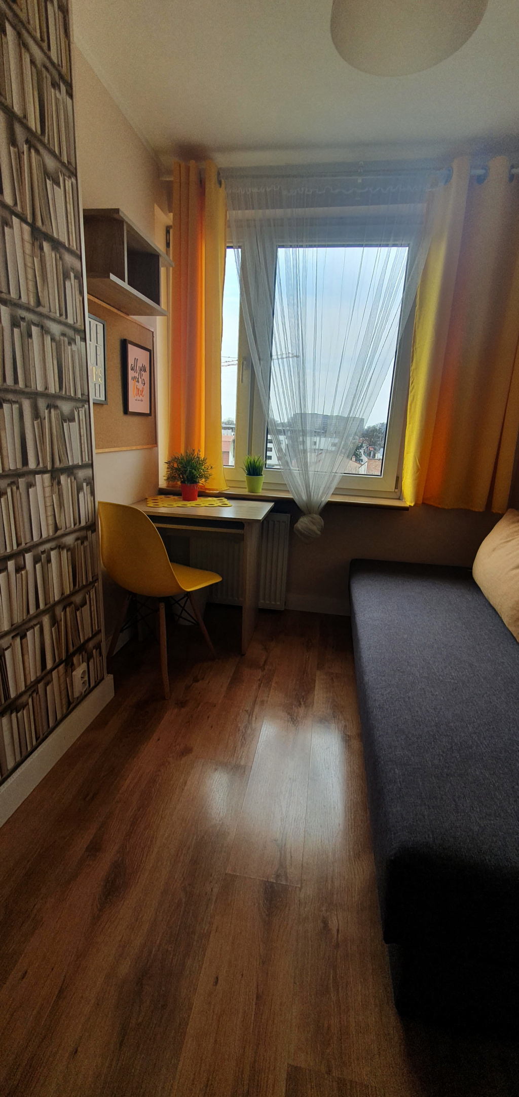 Room 4 At Promienistych 11 Street  - 19