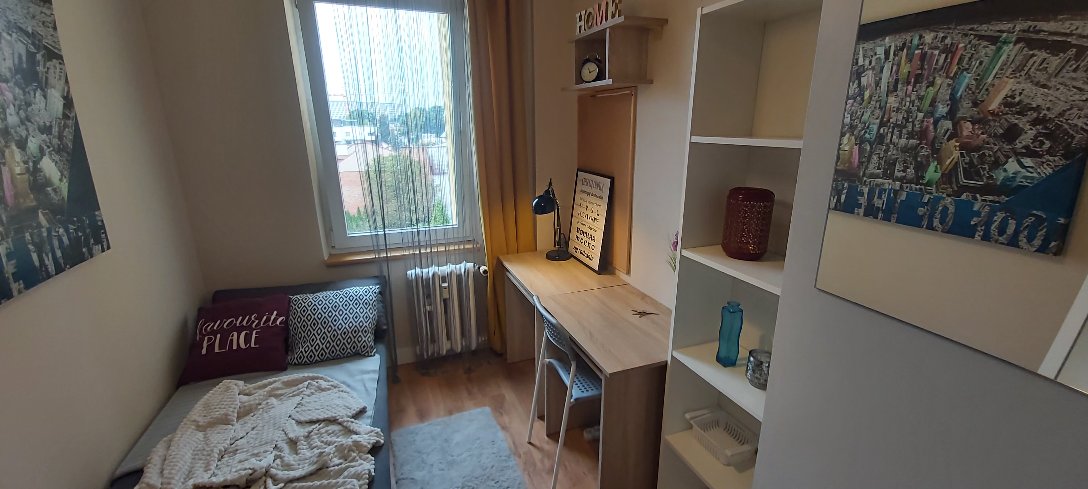 Room 5 At Promienistych 11 Street - 21