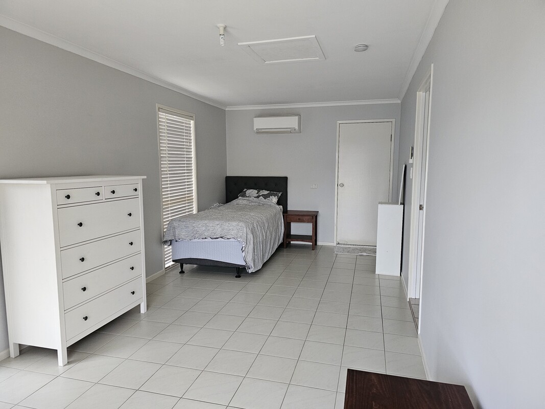One Large Room(Full Room) - 1