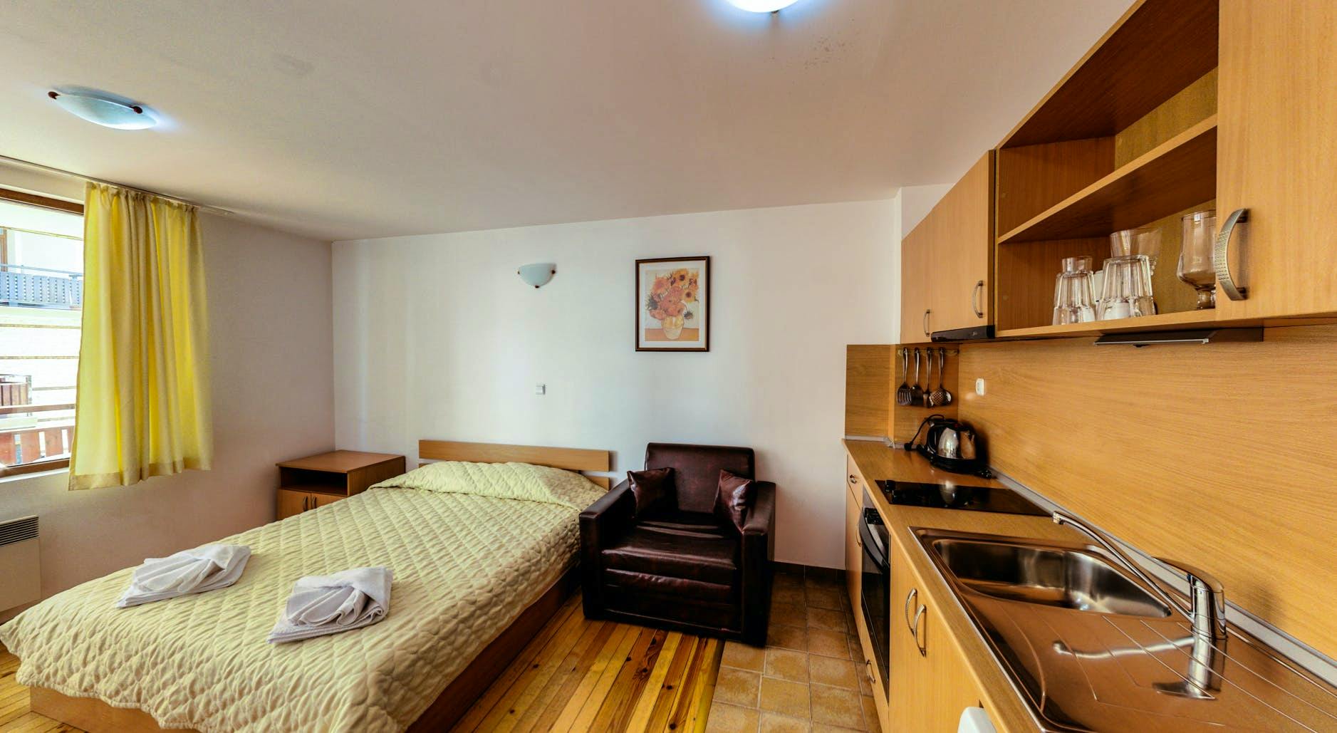 Studio - Unique Apt. Complex w/ Coworking + Game Room Apartment - Gallery - 12