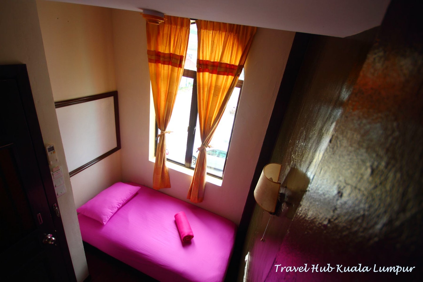 Single Room - Cozy Furnished House w/ Workspace - Gallery - 1