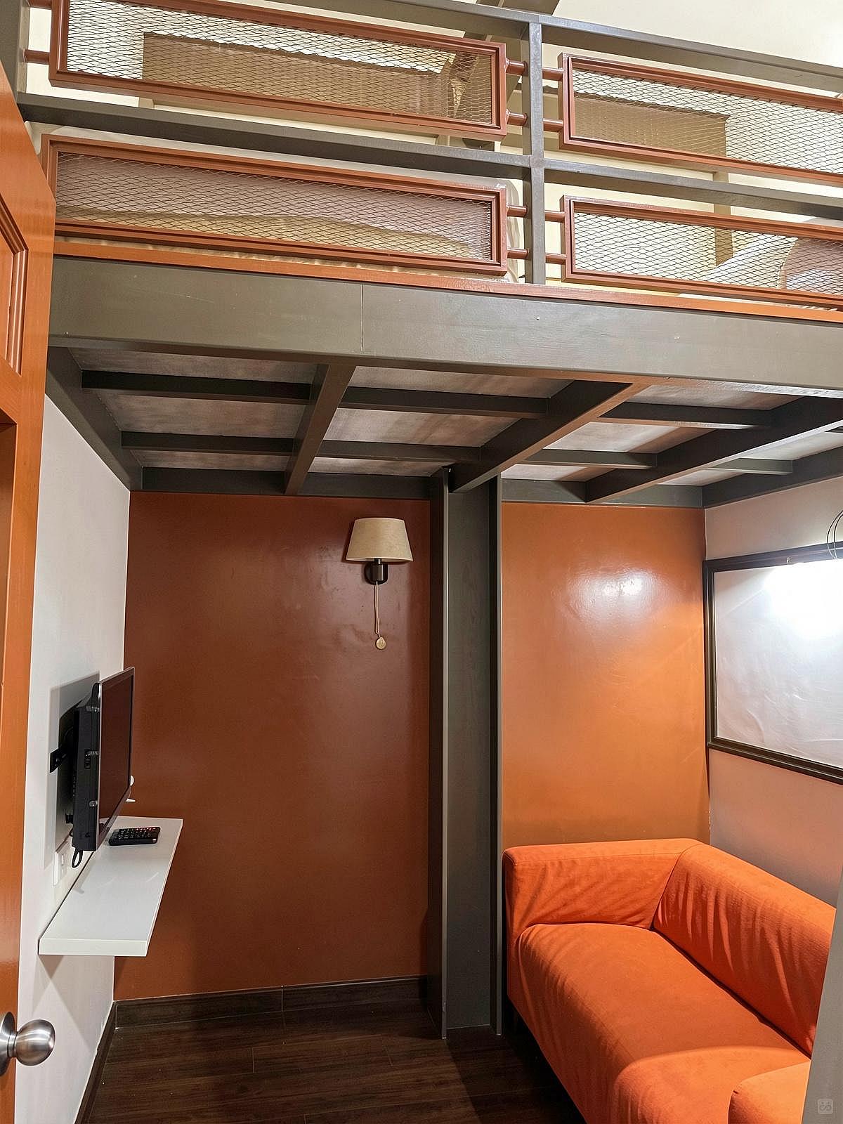  Duplex Suite Room  -  Cozy Furnished House w/ Workspace  - Gallery -  23
