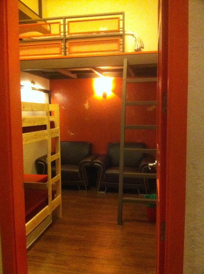 Quadruple Suite Room - Cozy Furnished House w/ Workspace - Gallery - 7