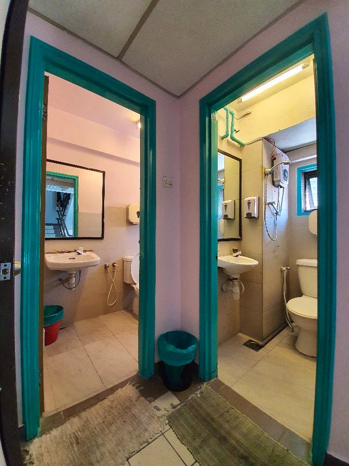 Single Bed In 18 Bed Dorm - Cozy Furnished House w/ Workspace - Gallery - 20