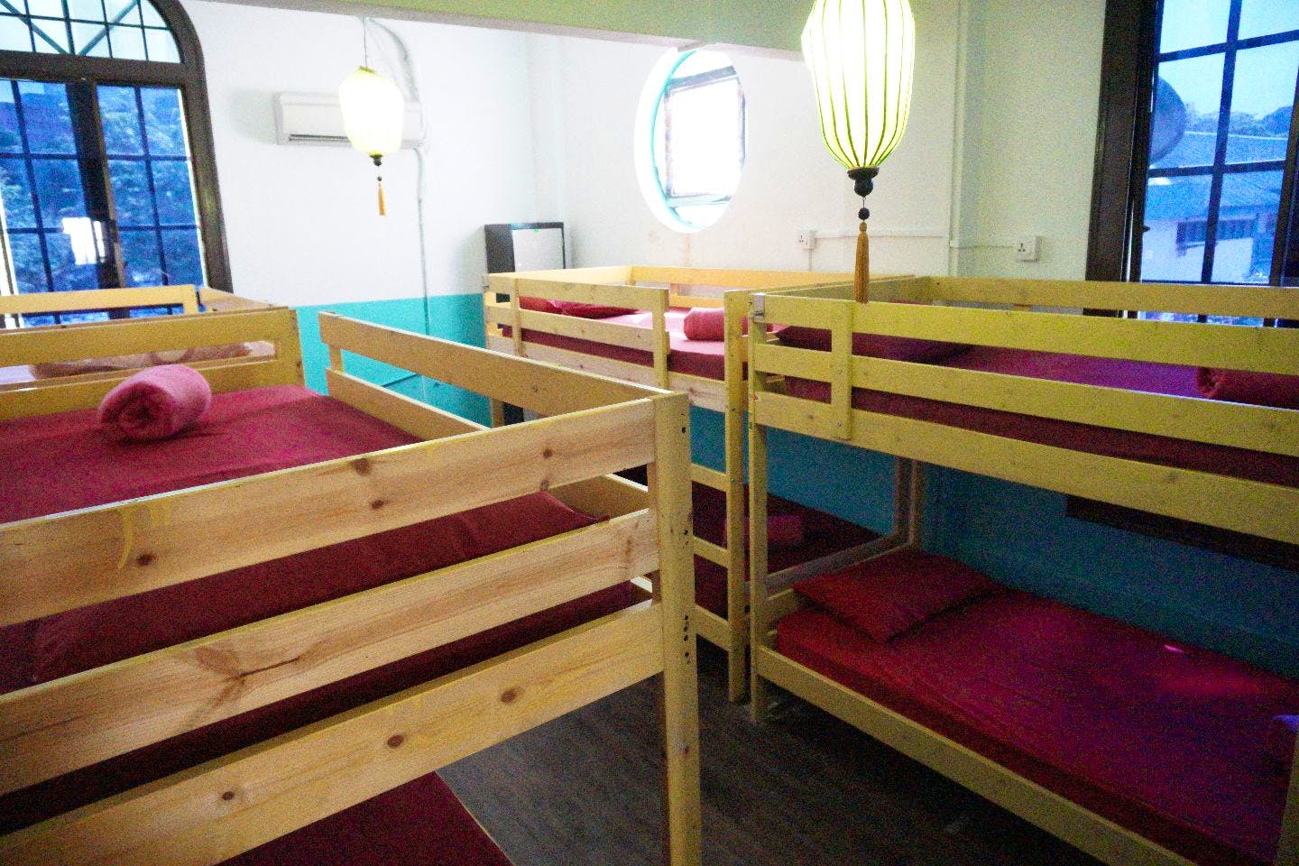  Single Bed In 8 Bed Dorm  -  Cozy Furnished House w/ Workspace  - Gallery -  10