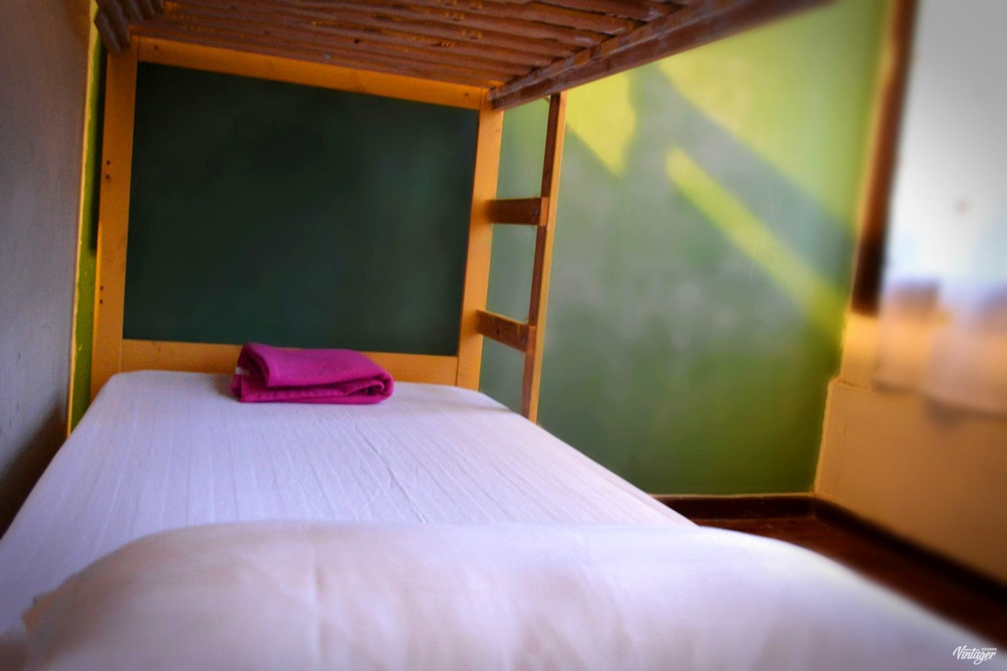  Single Bed In 8 Bed Dorm  -  Cozy Furnished House w/ Workspace  - Gallery -  1