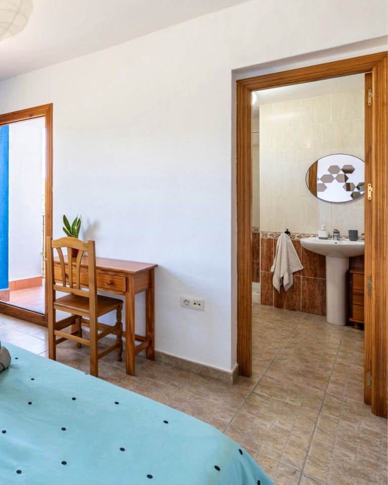 Private Room With Terrace And Shower - 1