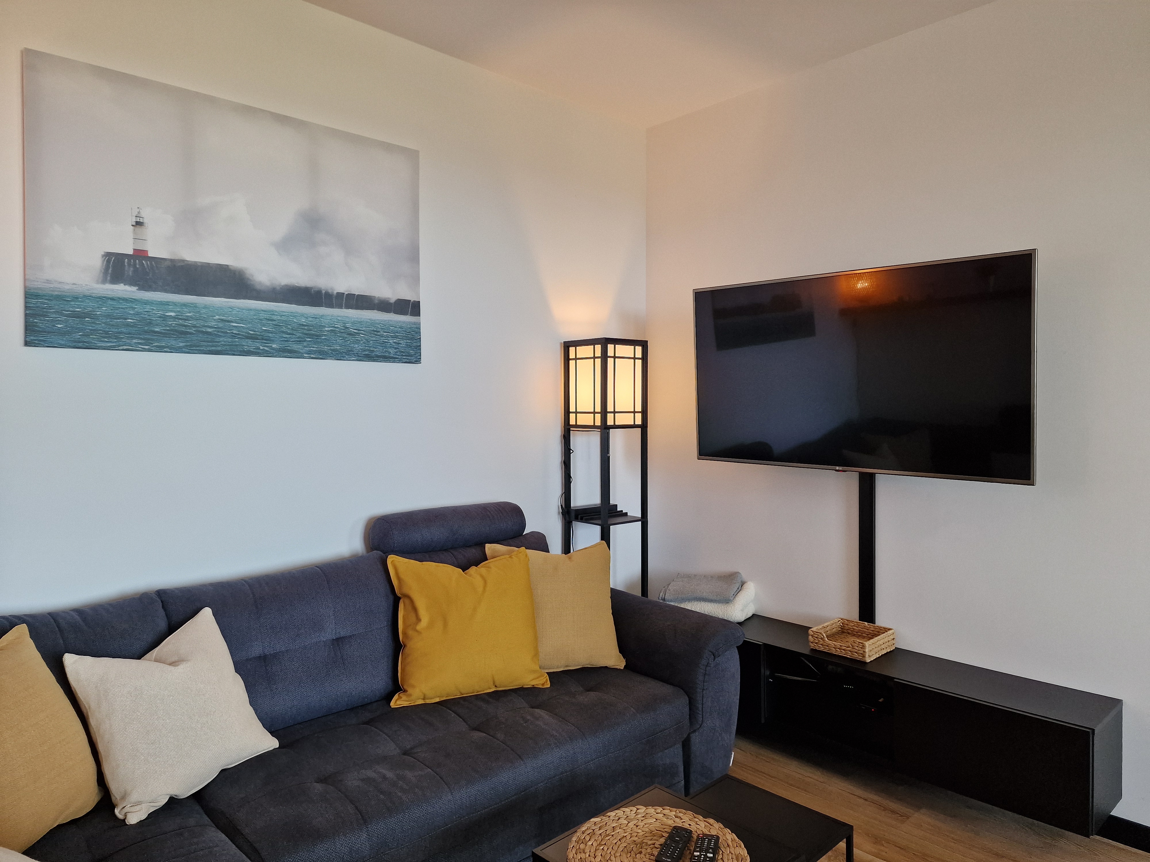 Sea View Panoramic Top Floor Apartment - 14