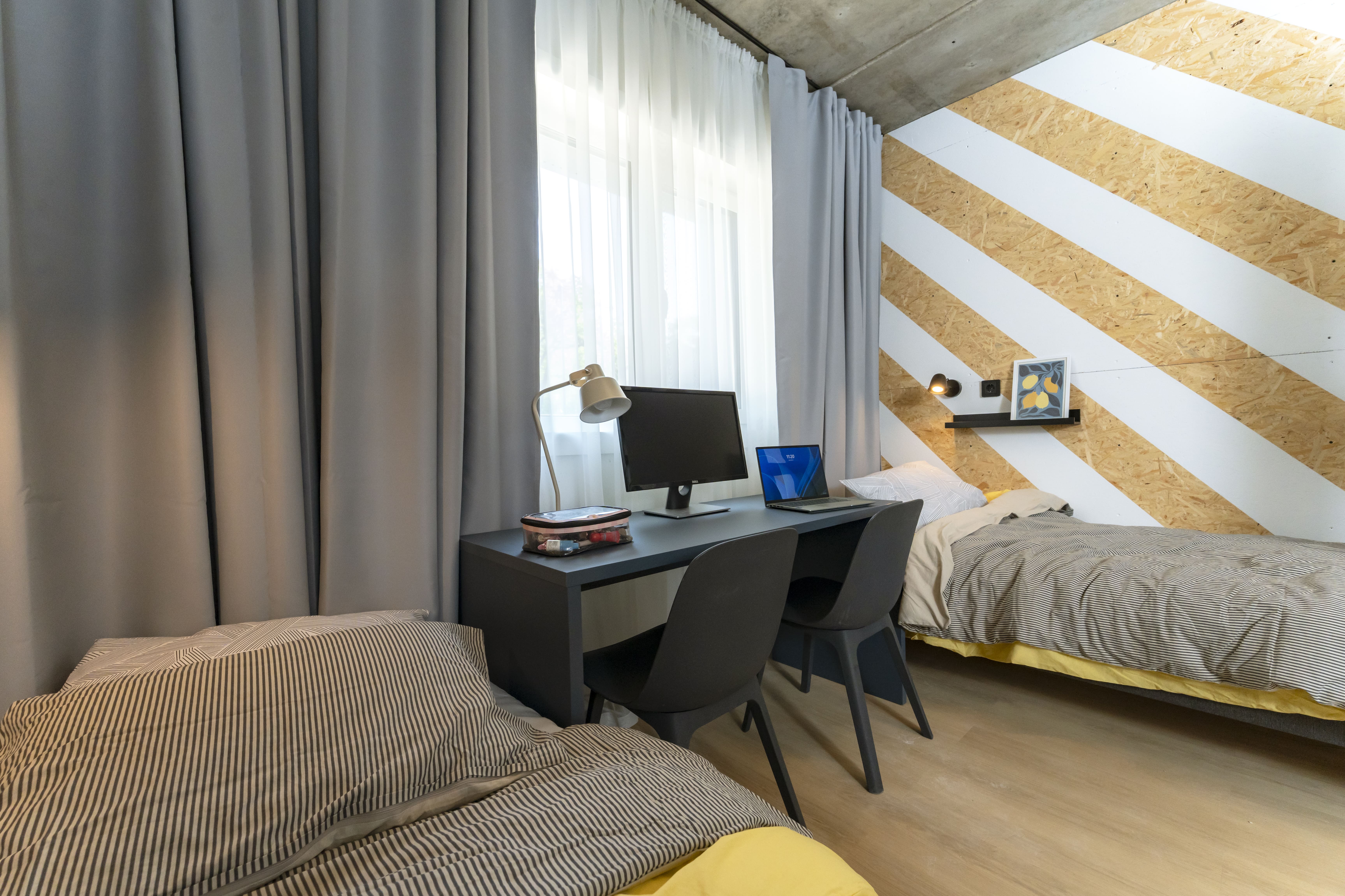 A Bed In Twin Studio - 6
