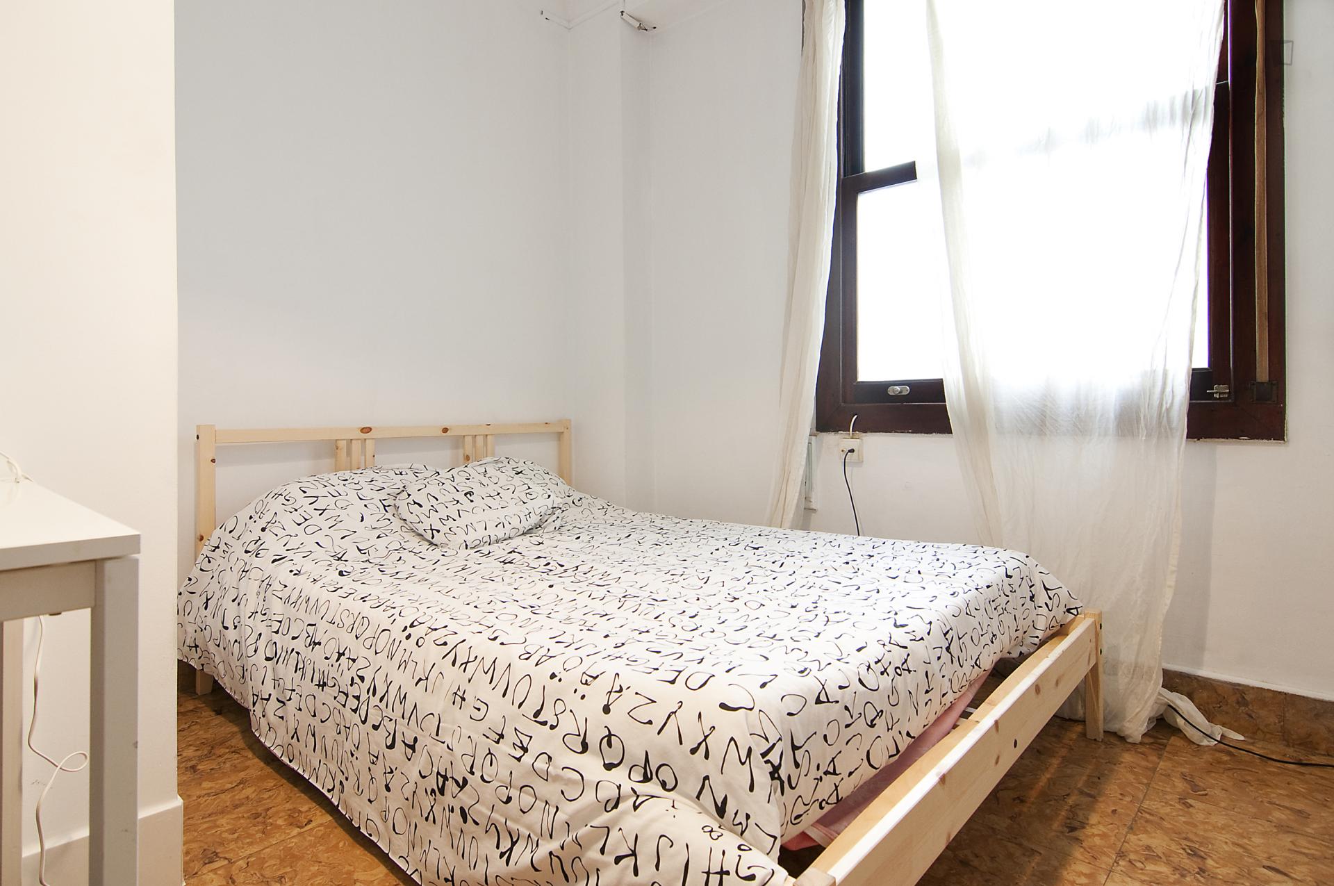 Neat And Cosy Double Bedroom In Ciutat Vella - Neat and cosy double bedroom in Ciutat Vella - Gallery - 1