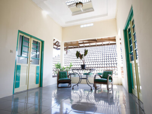 blend of local home experience - Gallery - 24