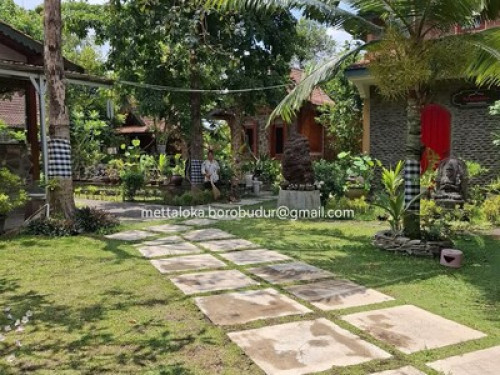 A place for something different - Gallery - 7