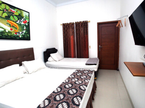 Homestay Near UGM - Gallery - 75