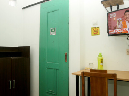 Homestay Near UGM - Gallery - 41
