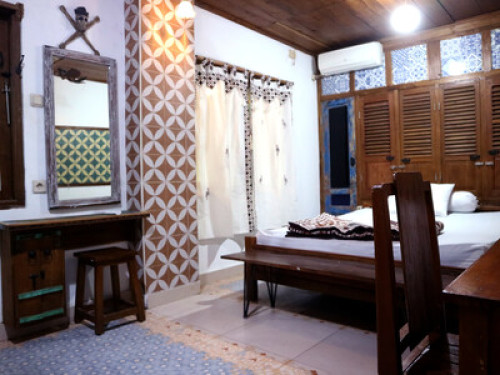 Charming Classic Homestay  - Gallery - 2
