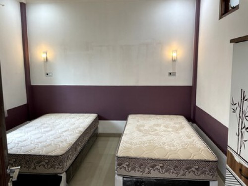 Affordable Room in Amazing Area - Gallery - 5