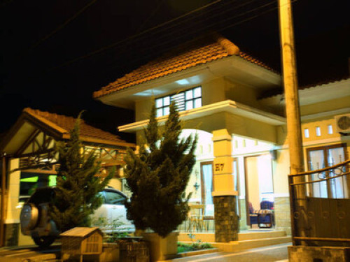 Small Oase (transit or city tour) - Gallery - 7