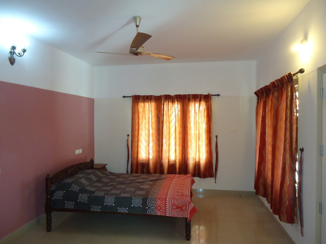 ROOM 3 MASTER 1ST FLOOR (Single Bed) - 1