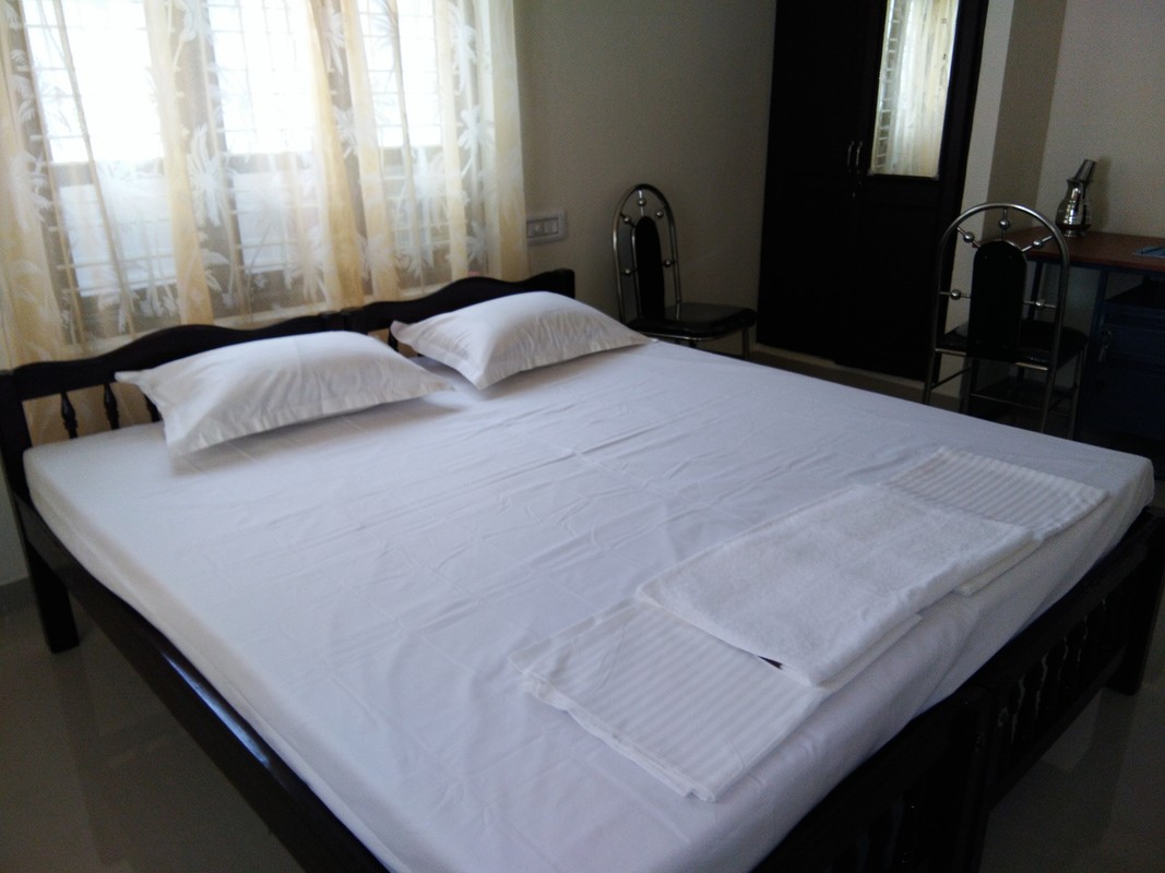 Room2(Single Bed) - 1