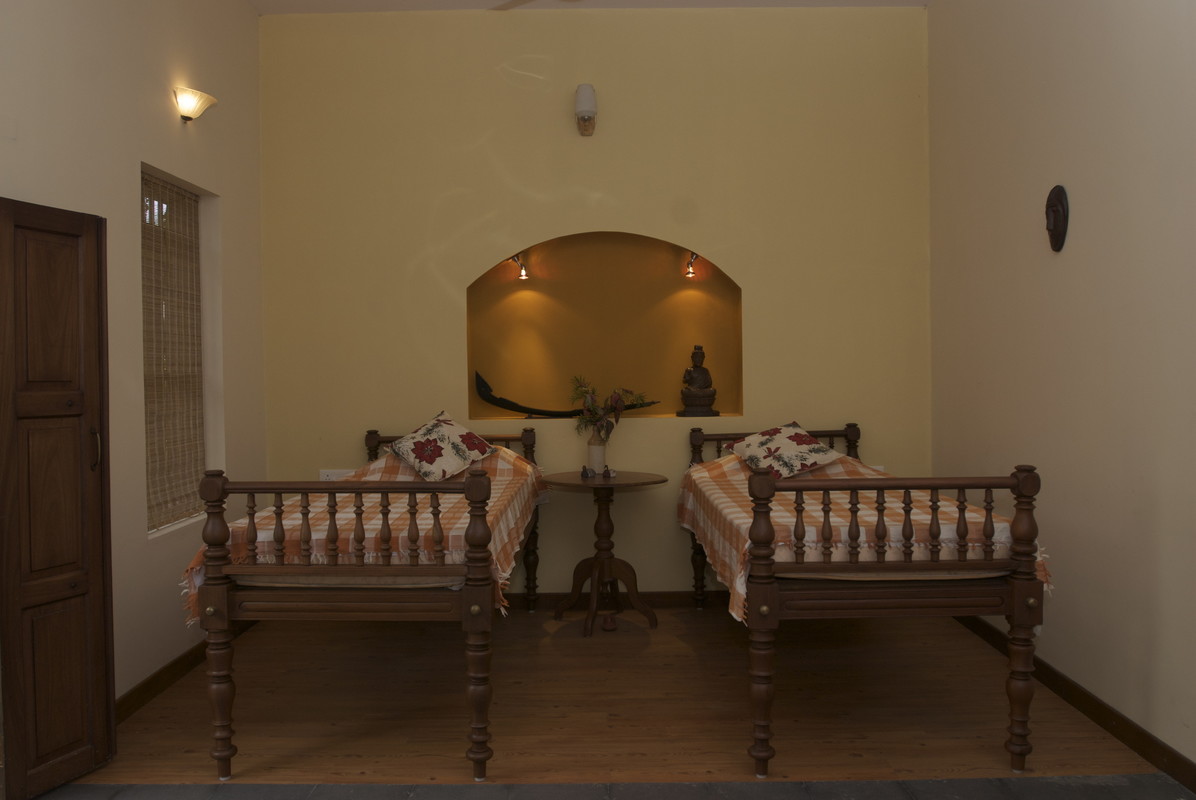 Patio Room 2(Full Room) - 1