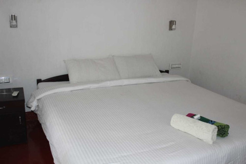 Stay in Marari beach sea shore - Gallery - 2