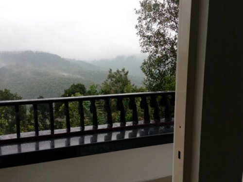 3R Retreat, off road to hilltop - Gallery - 2