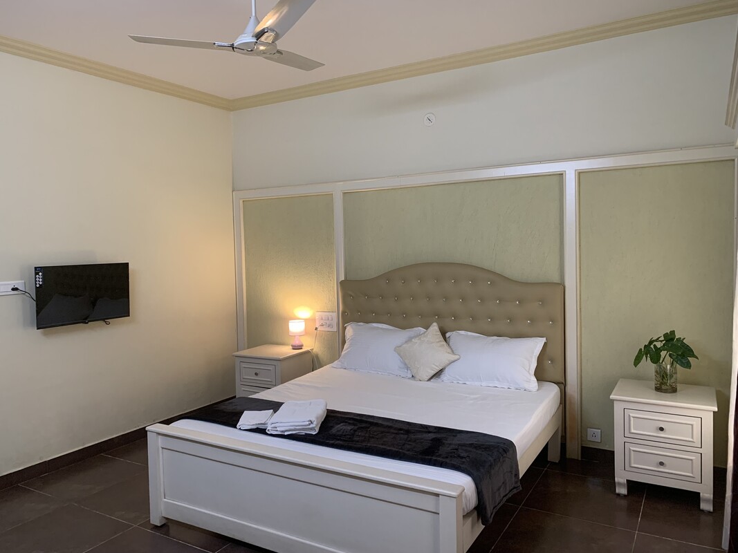 Room1(Single Bed) - 1