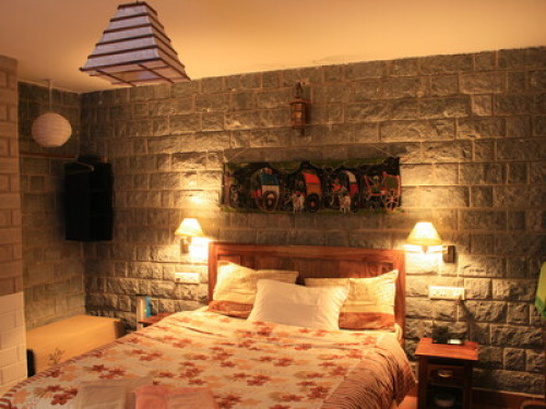 Hillside abode with an awesome view - Gallery - 7