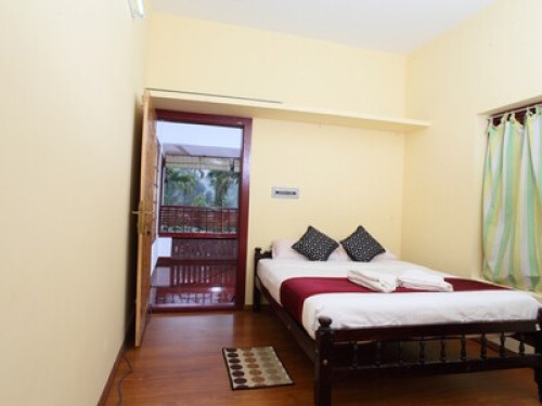 friendly outdoor family in kerala - Gallery - 9
