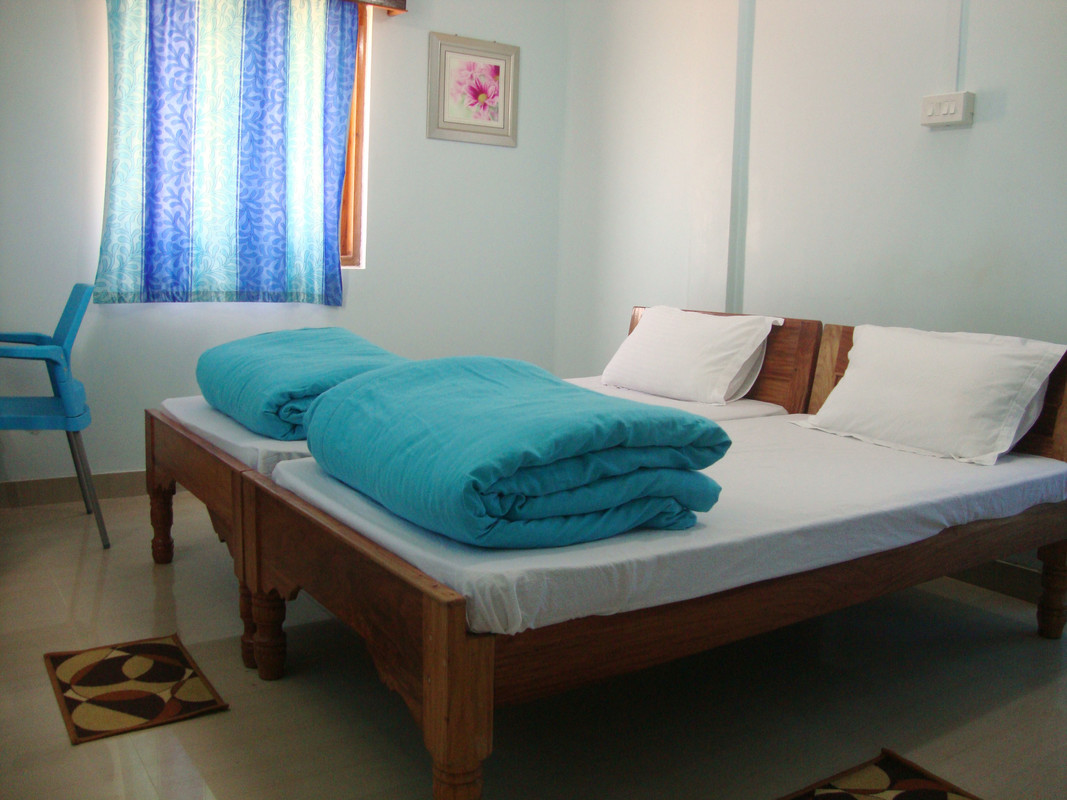 Deluxe Double Bed Room (Full Room) - 1