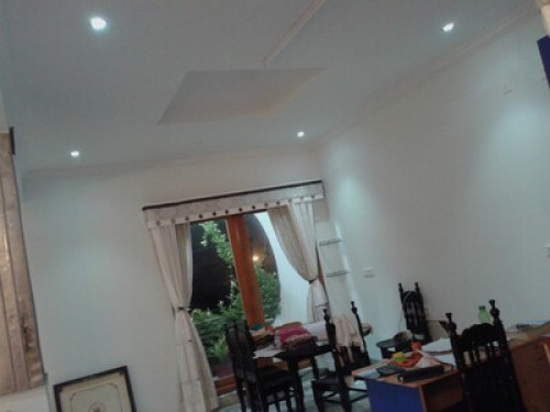 12 ft round window and lavish home! - Gallery - 19