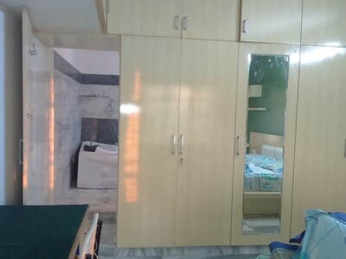 12 ft round window and lavish home! - Gallery - 11