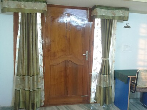 12 ft round window and lavish home! - Gallery - 12
