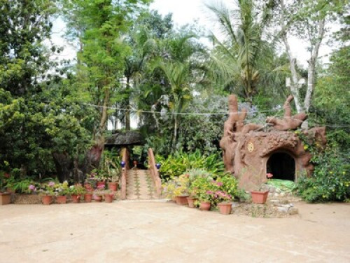 Home away from home amist greenery - Gallery - 2