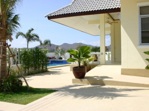 Luxury pool villa for disabled - Gallery - 10